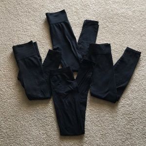 4 black leggings